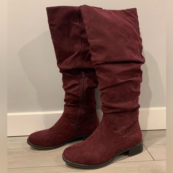 Slouchy flat boot 7.5 - Picture 3 of 12